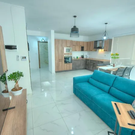 Modern & Comfy 1 Bedroom Near Seafront Pcal1-2