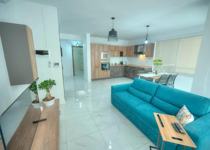 Modern & Comfy 1 Bedroom Near Seafront Pcal1-2