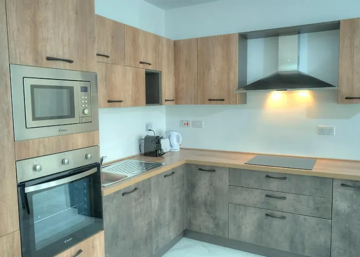 Modern & Comfy 1 Bedroom Near Seafront Pcal1-2 아파트